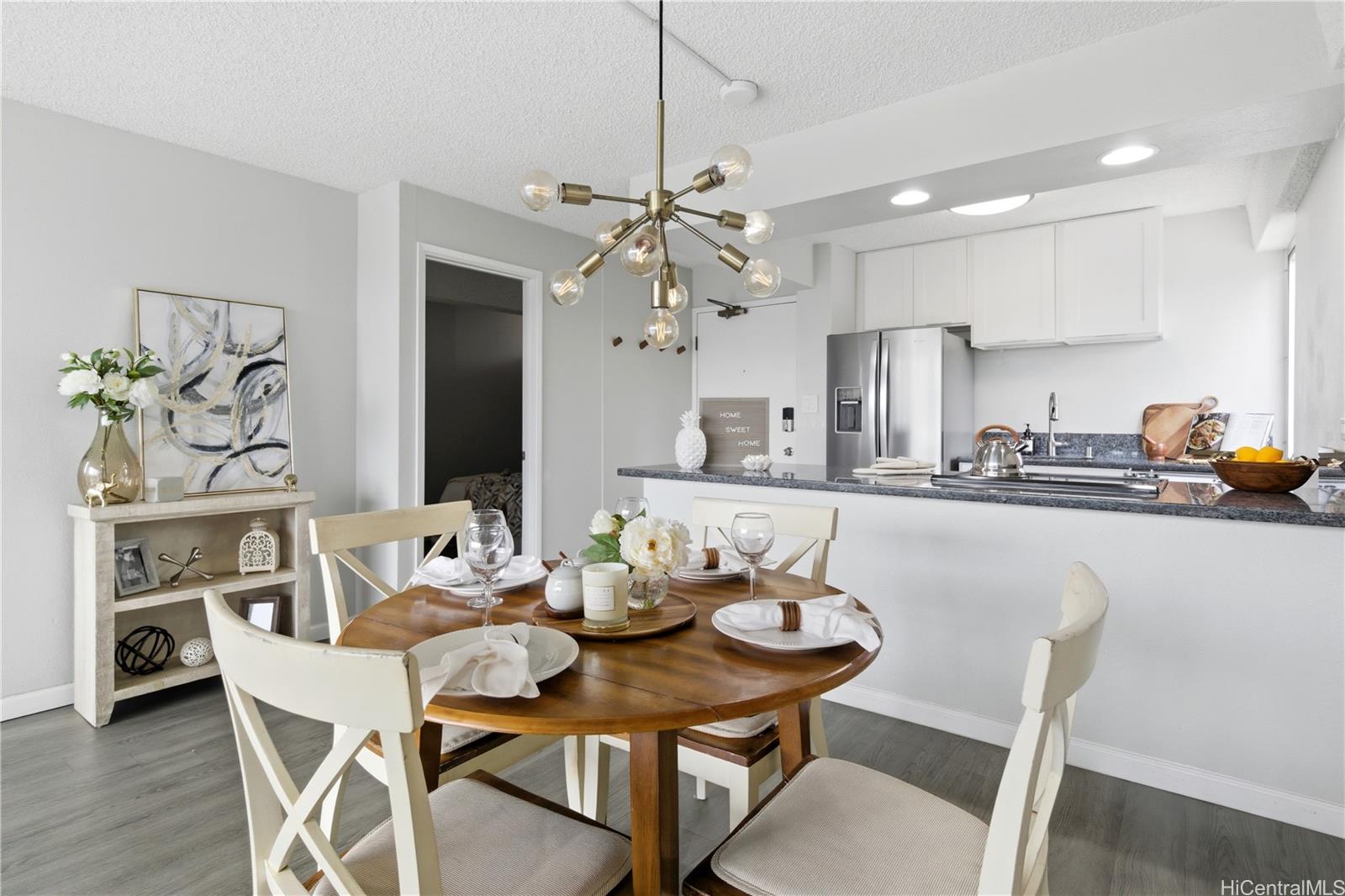 2439 Kapiolani Boulevard  Unit 101
