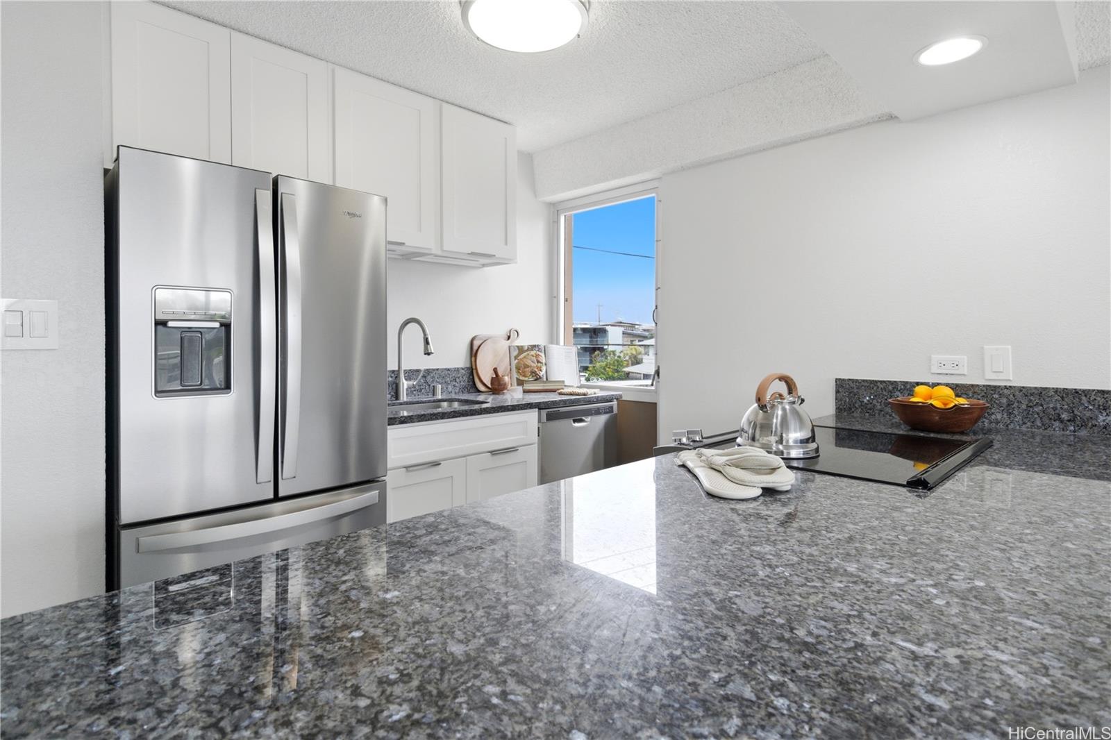 2439 Kapiolani Boulevard  Unit 101