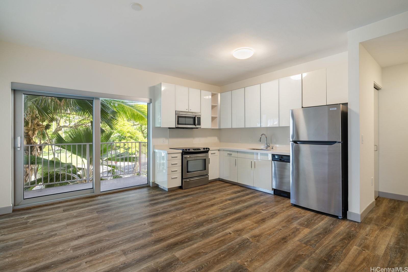 610 Ala Moana Boulevard M201