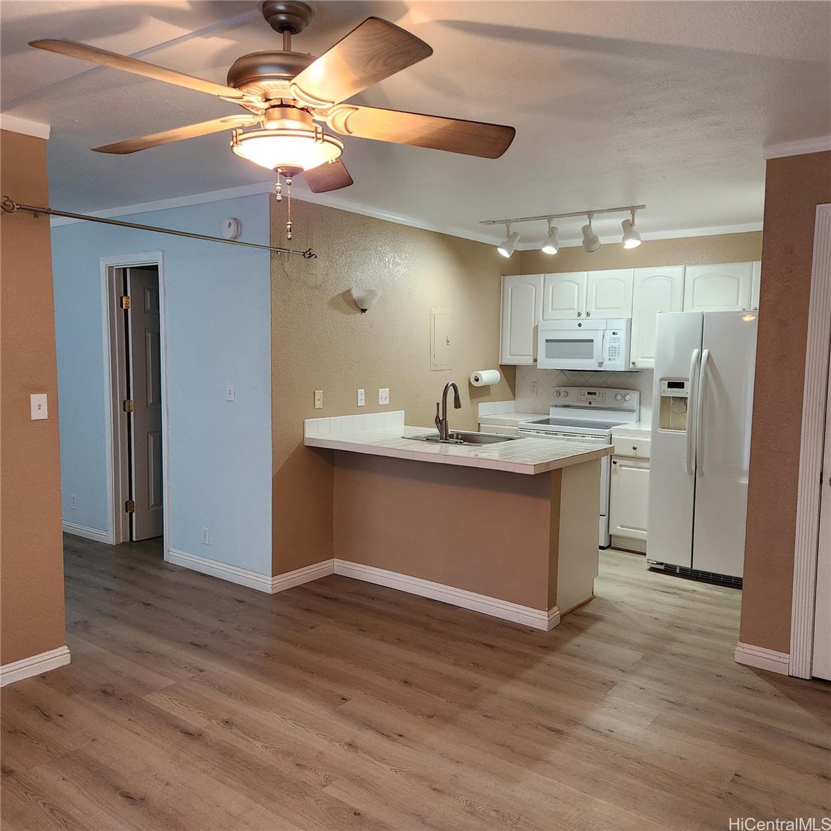 94-1031 Kaukahi Place  Unit G4