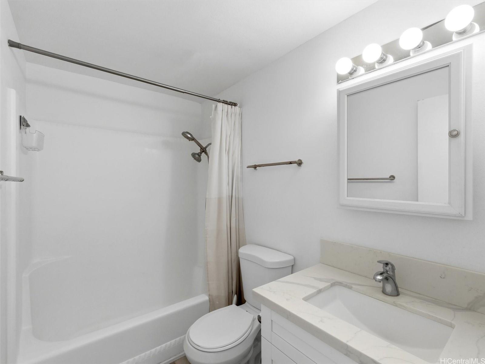 84-707 Kiana Place  Unit 107B