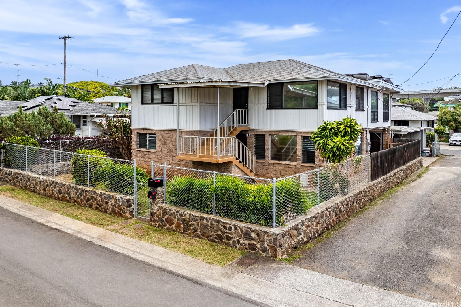 98-121 Kihale Place