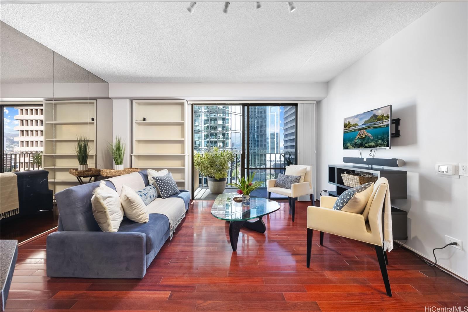 225 Queen Street 12G