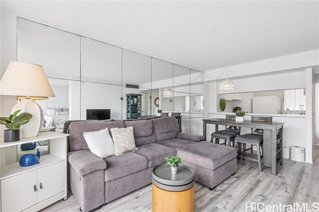 84-680 Kili Drive  Unit B1008