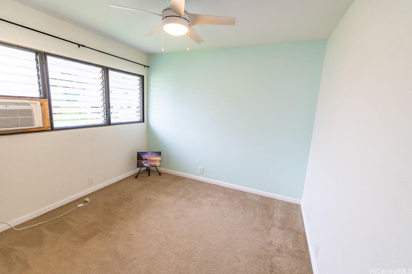 Photo 9 of 20