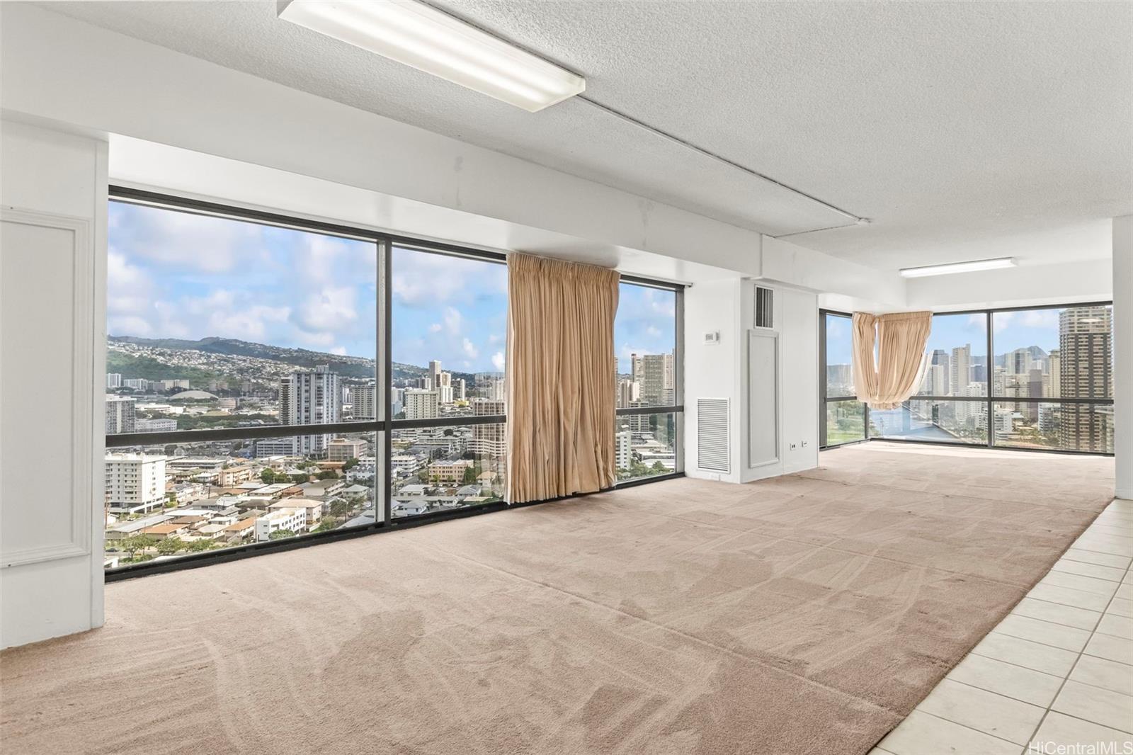 1750 Kalakaua Avenue 2503