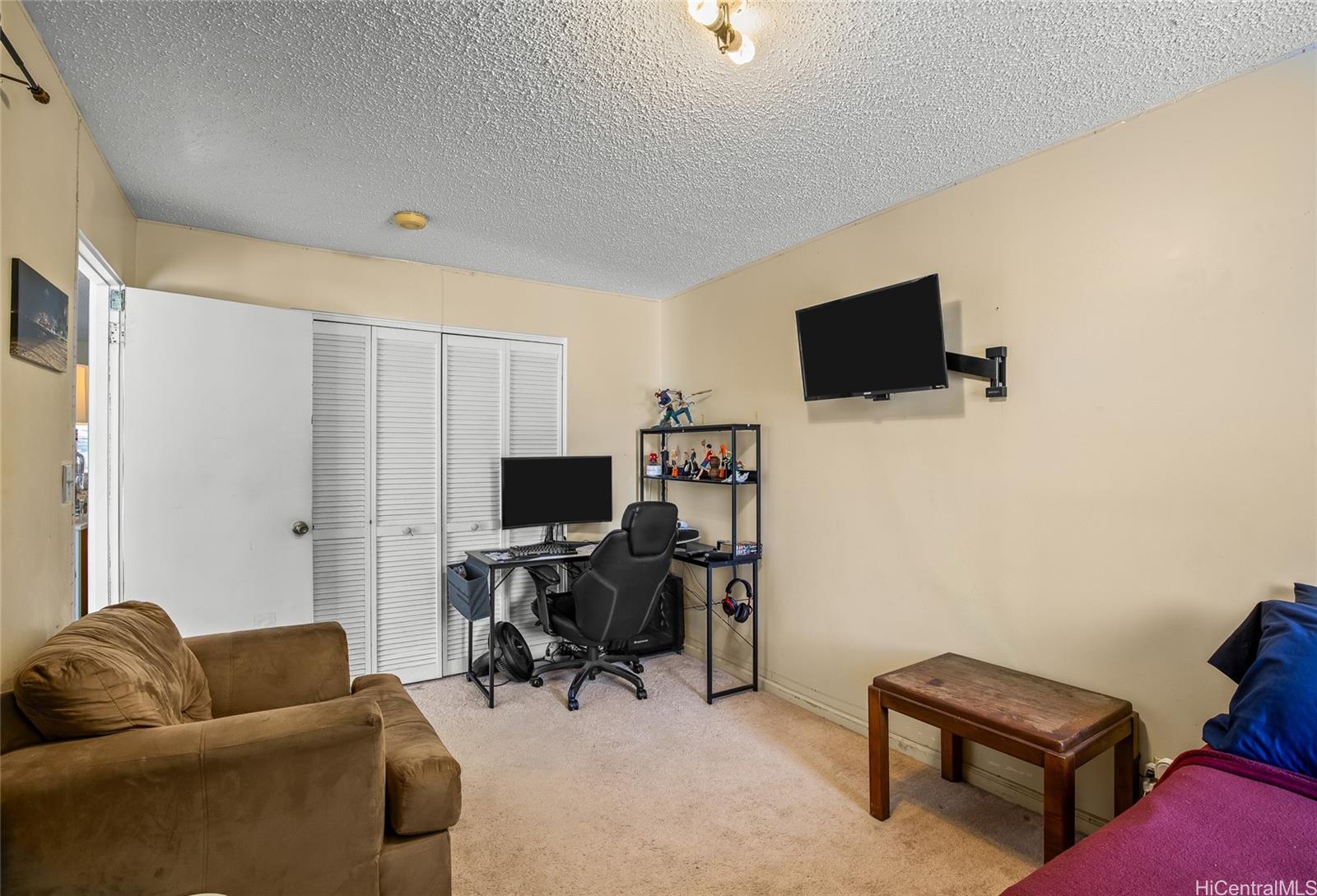 Photo 15 of 20