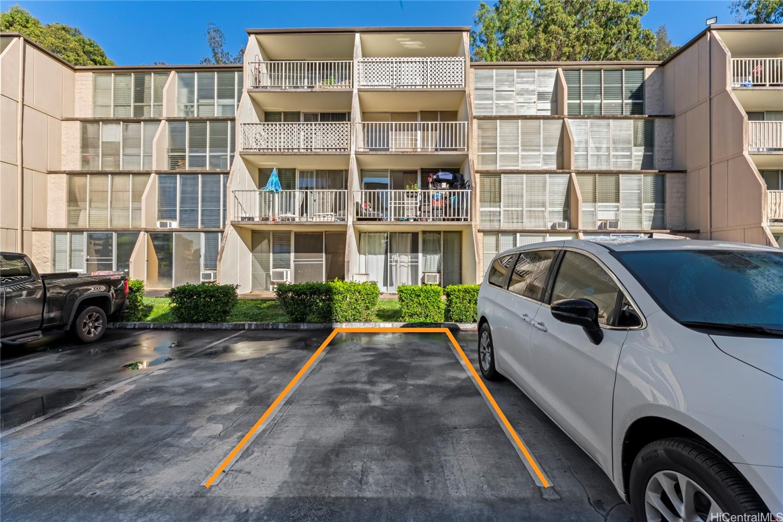 95-2057 Waikalani Place  Unit C105