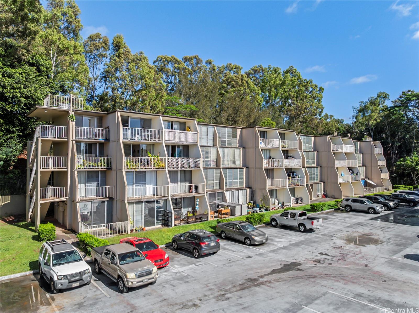95-2057 Waikalani Place  Unit C105