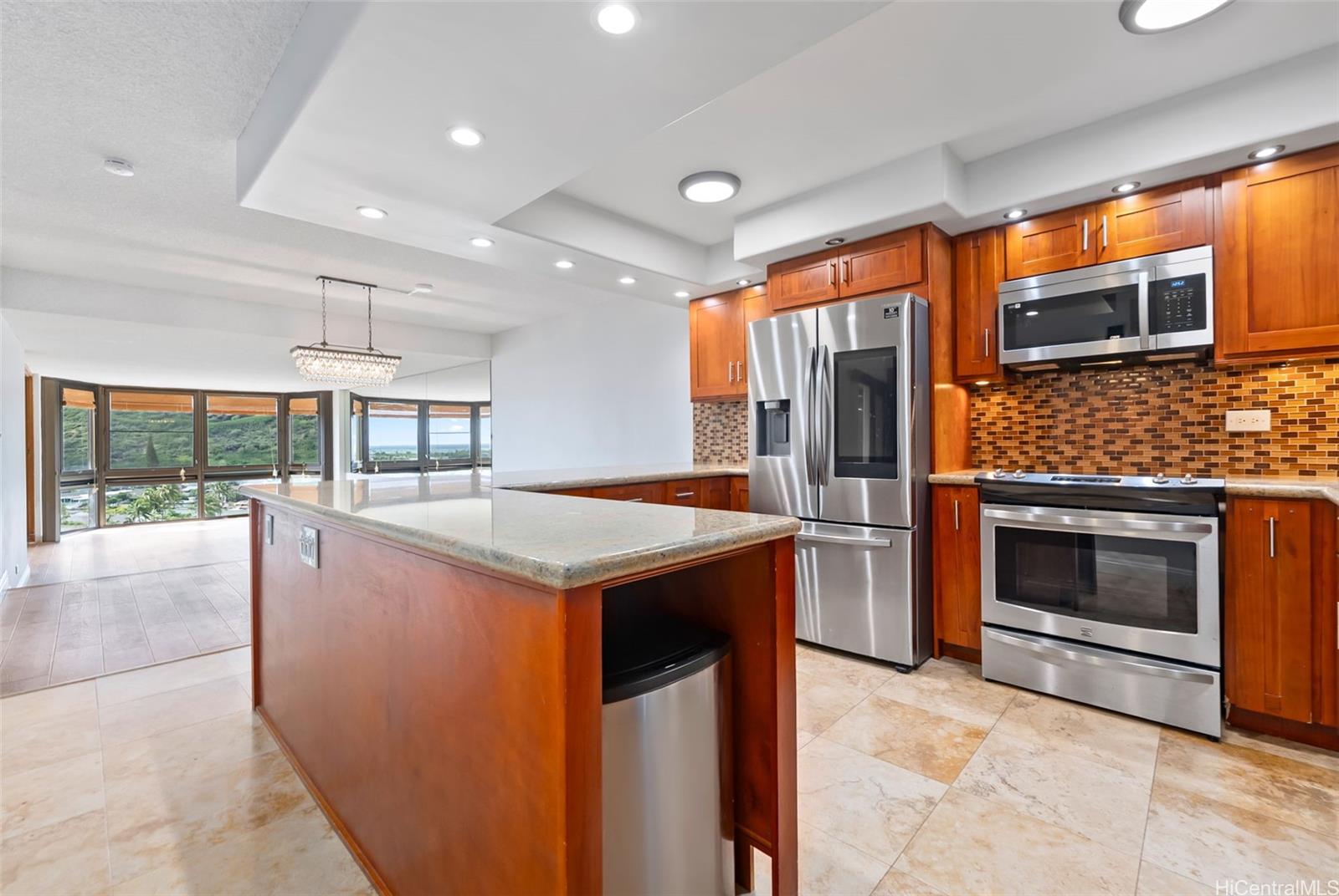 501 Hahaione Street  Unit 1/10J