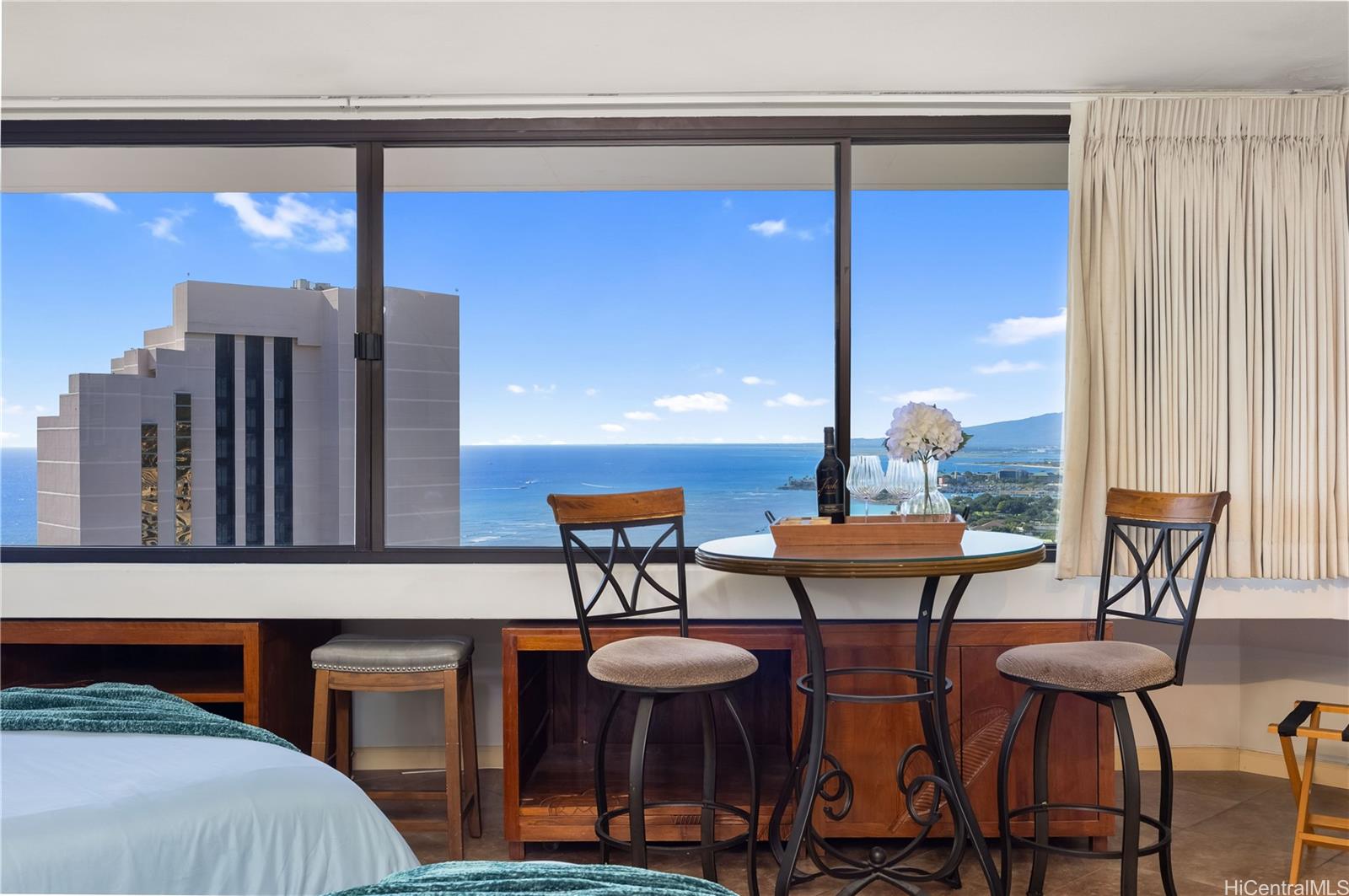 1700 Ala Moana Boulevard  Unit 3801