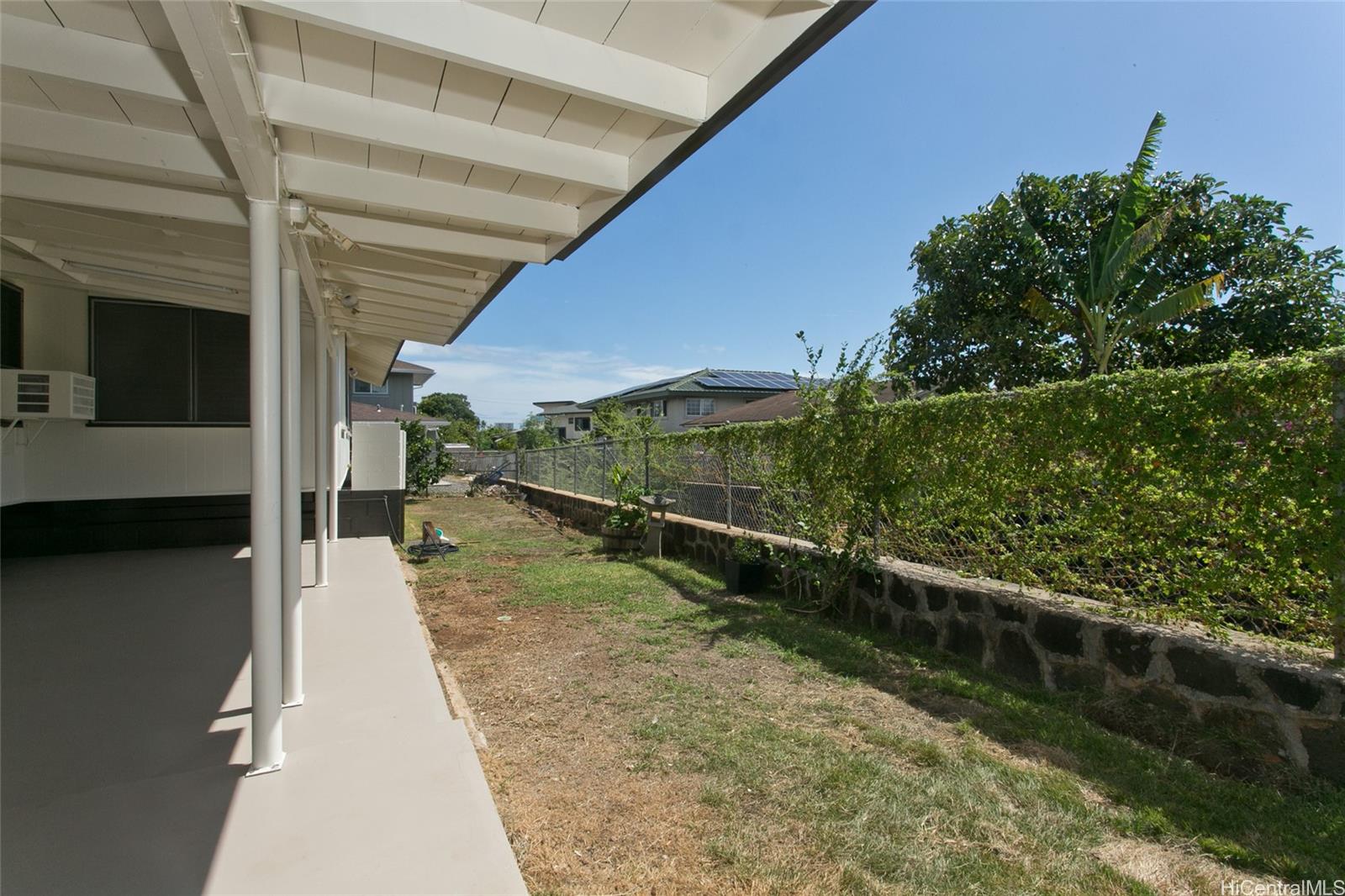 Photo 19 of 20
