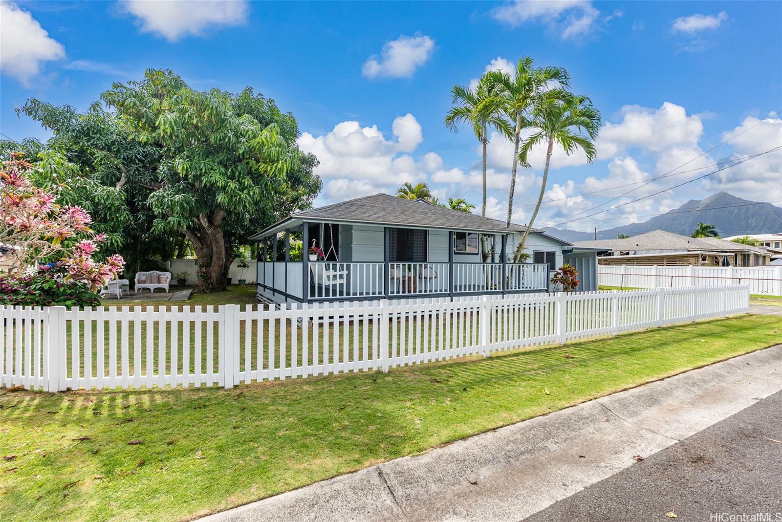 557 Kipuka Place