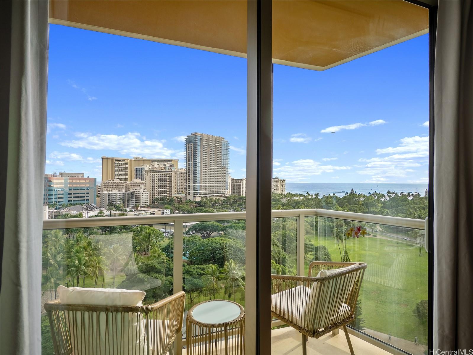 2045 Kalakaua Avenue  Unit 1209