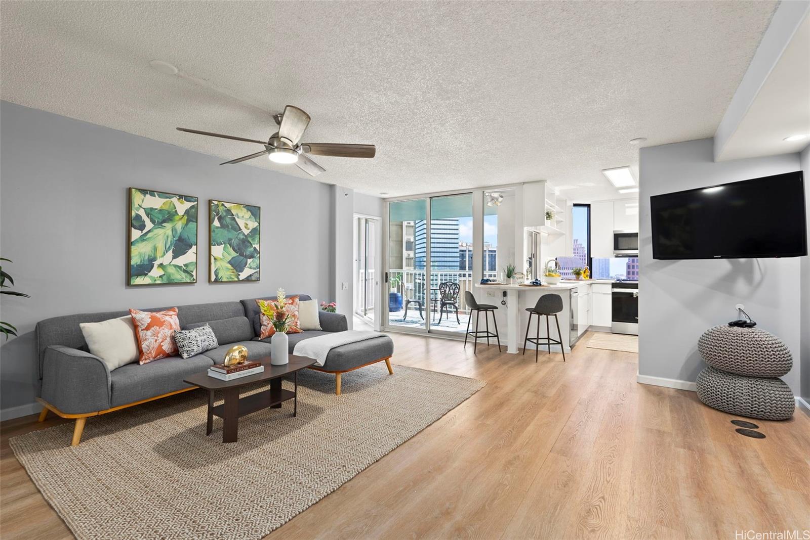 1212 Nuuanu Avenue 2103