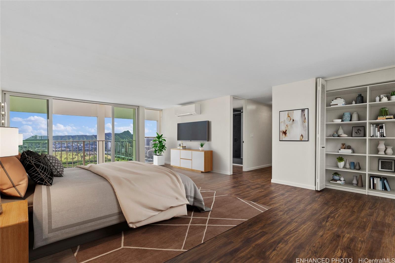 555 University Avenue  Unit PH1