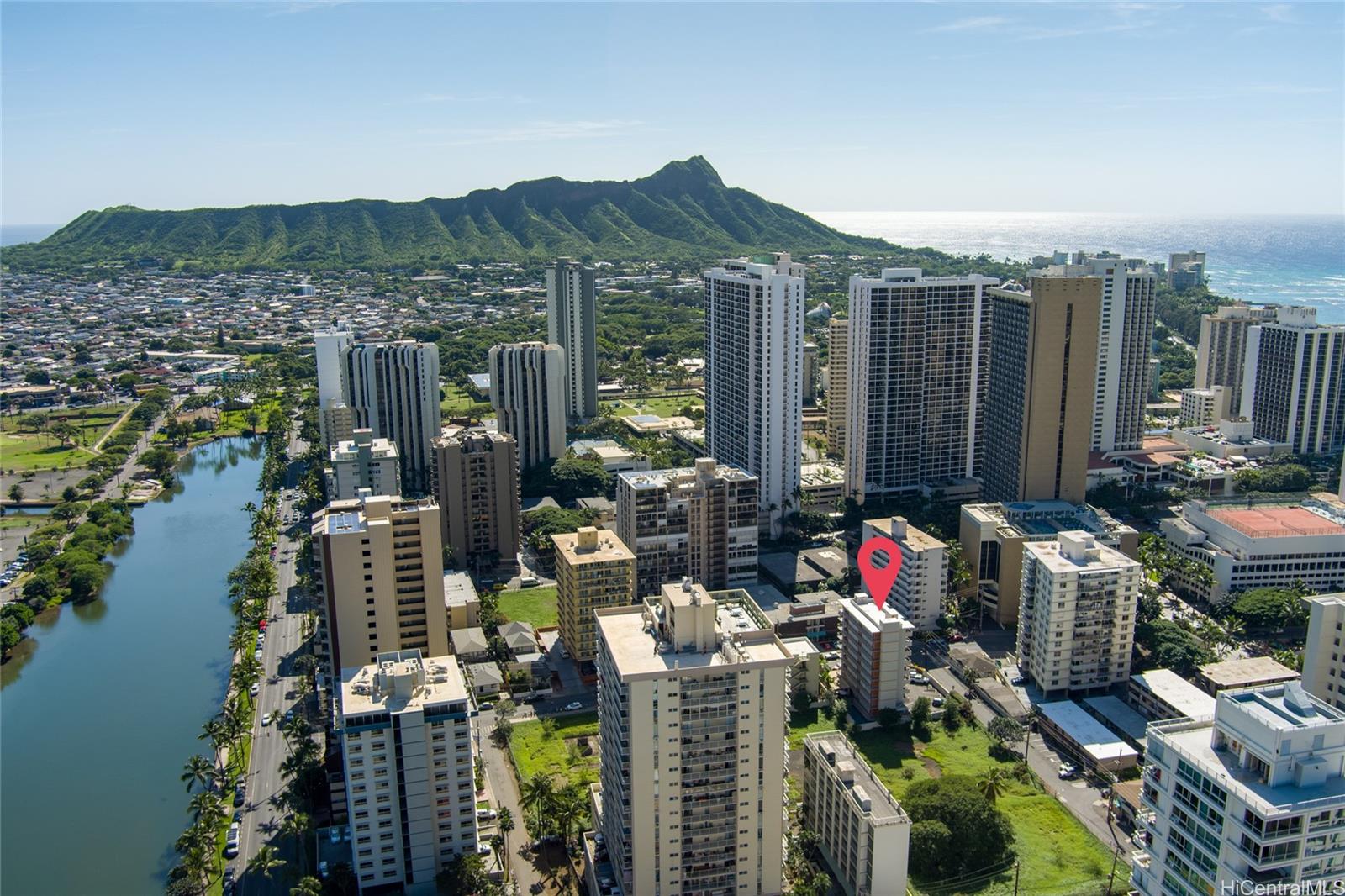 236 Liliuokalani Avenue  Unit 102