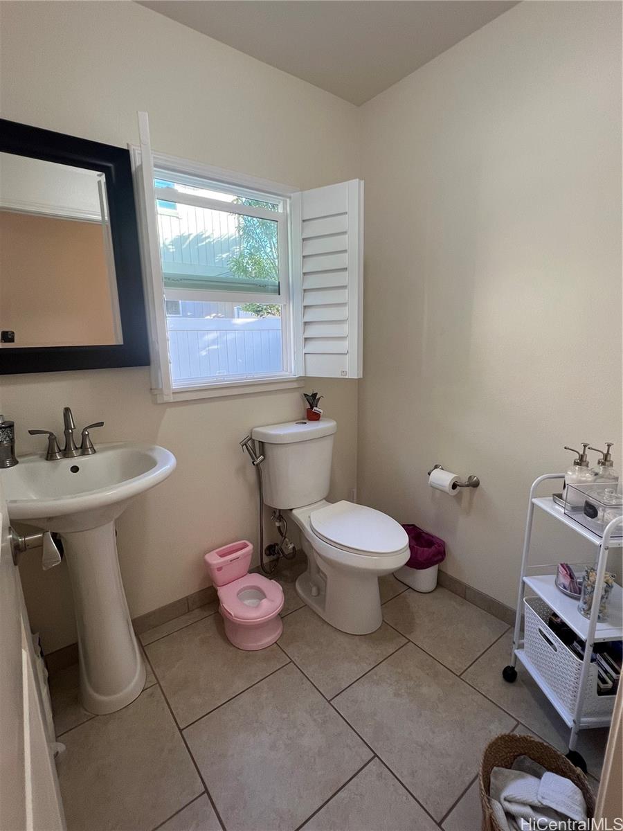 Photo 6 of 24