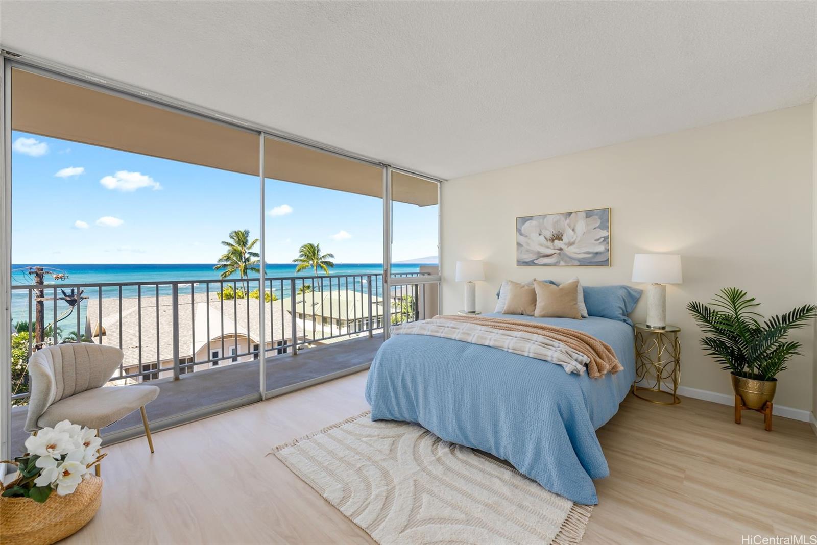 3056 Kalakaua Avenue 5W