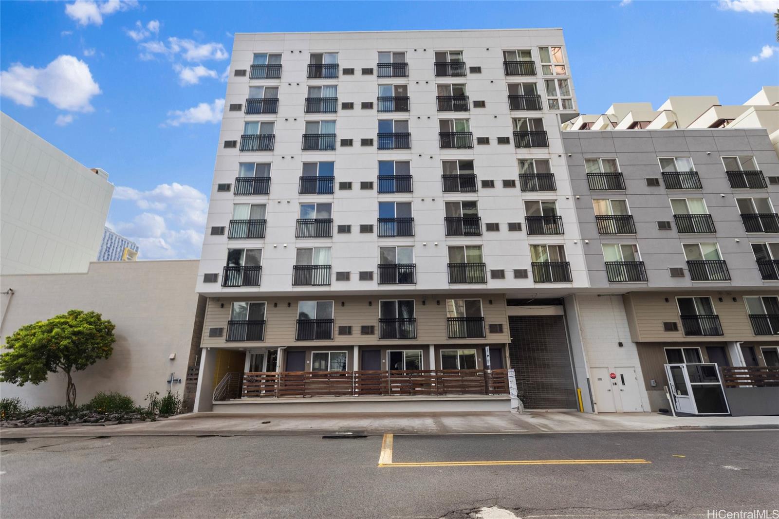 803 Waimanu Street  Unit 702