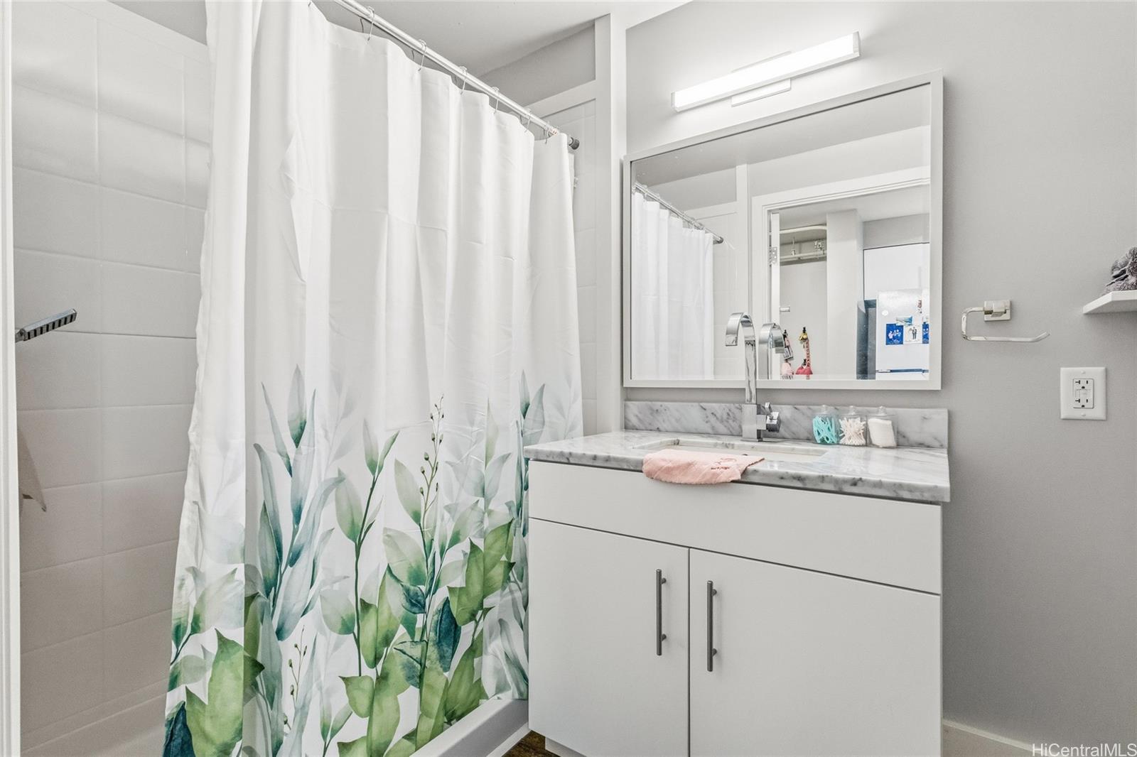 803 Waimanu Street  Unit 702