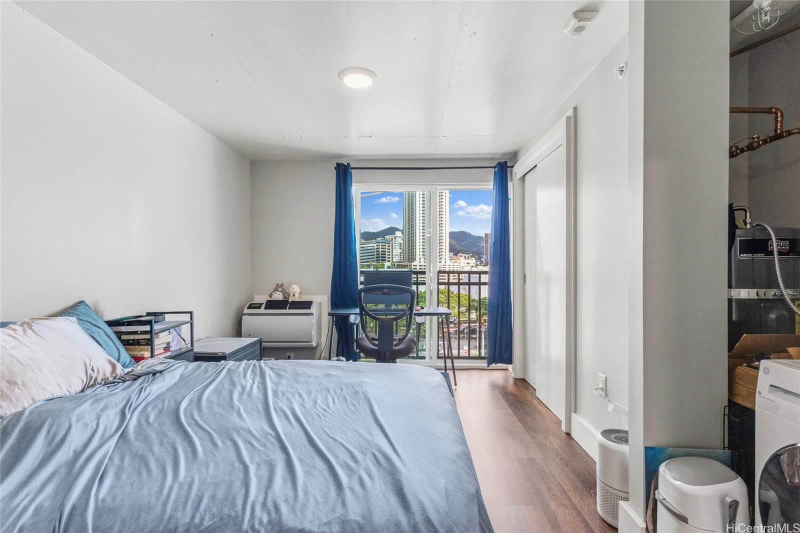 803 Waimanu Street  Unit 702