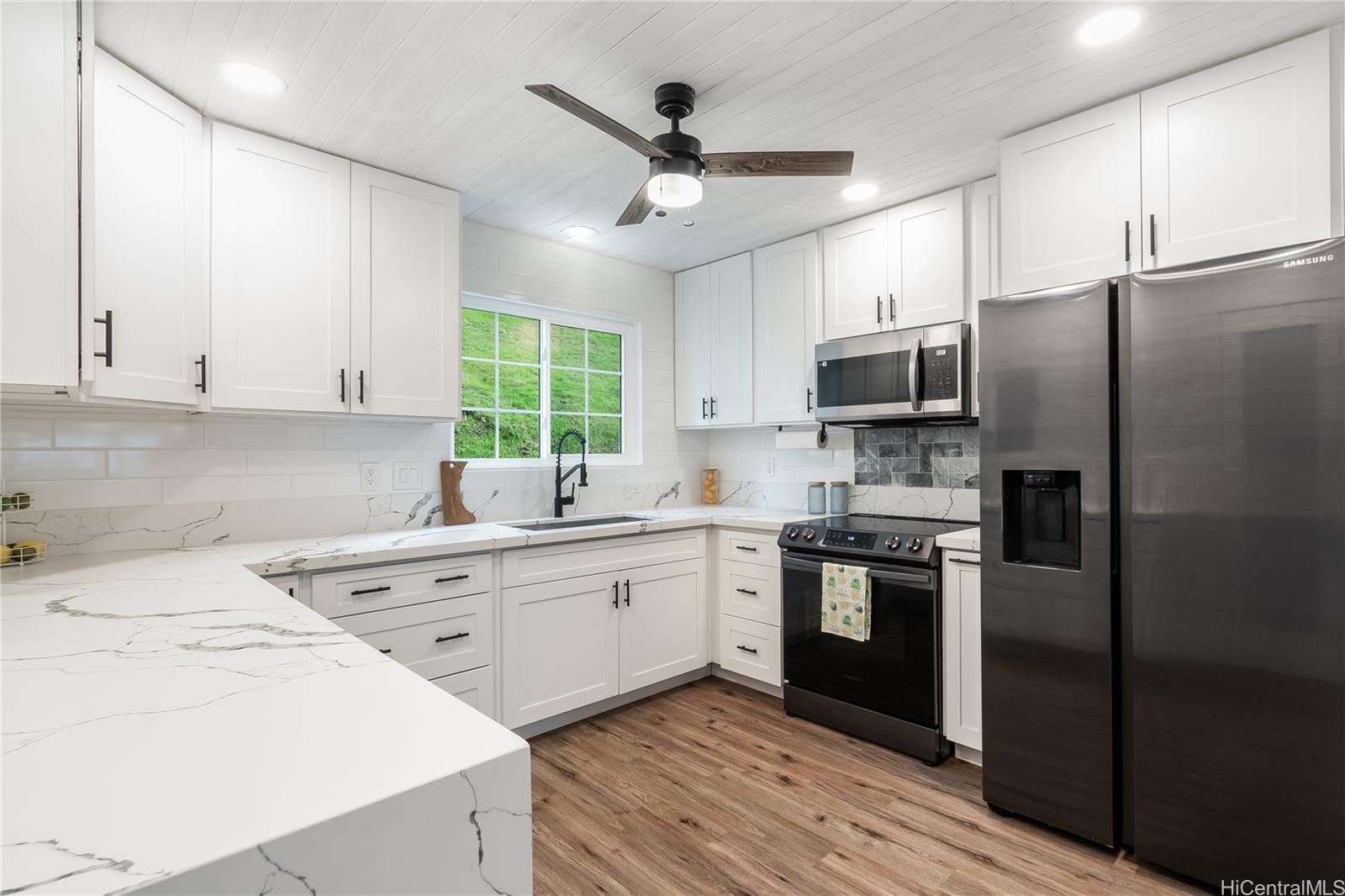 44-098 Ikeanani Drive 711
