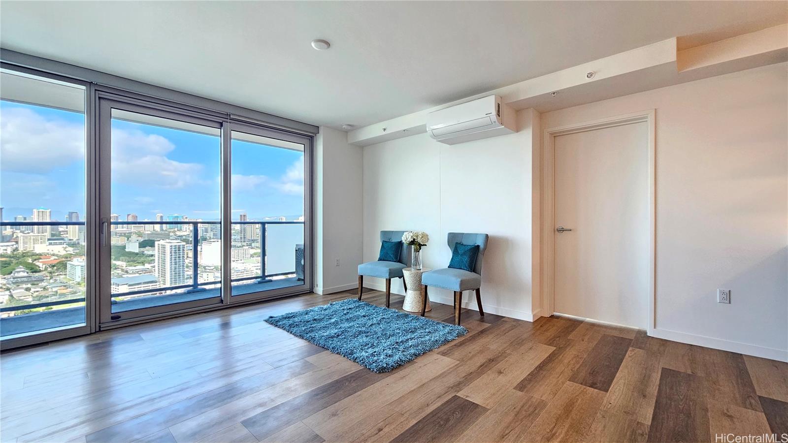 1500 Rycroft Street  Unit 3016R