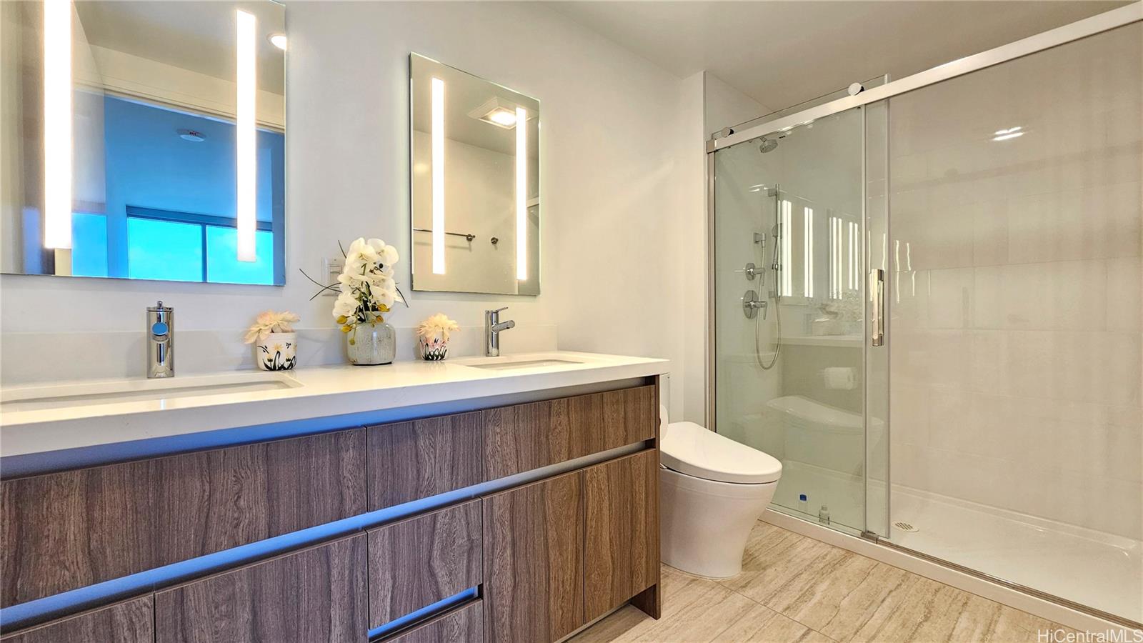 1500 Rycroft Street  Unit 3016R