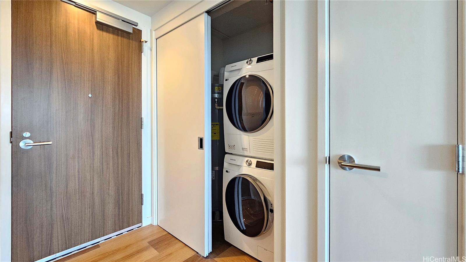 1500 Rycroft Street  Unit 3016R