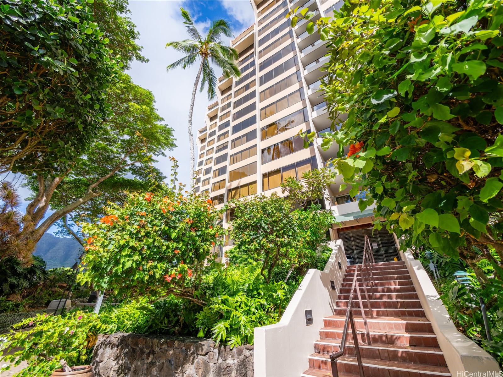 555 Hahaione Street 5C