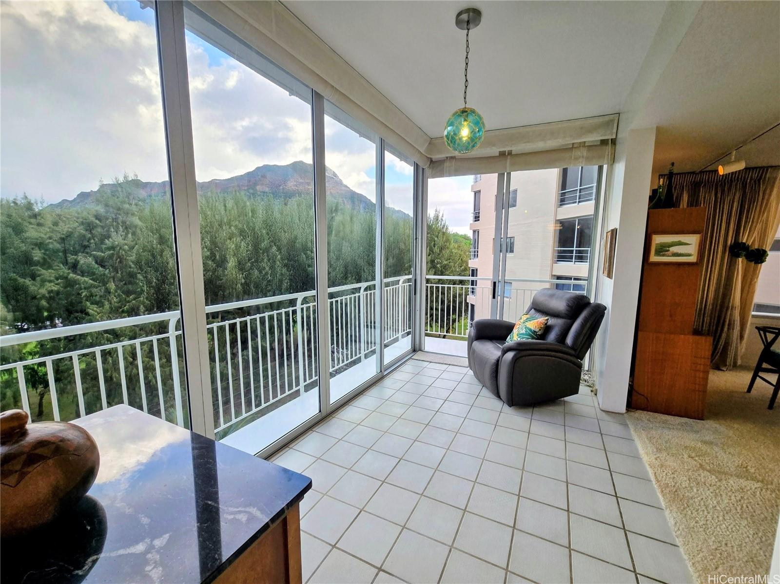 2969 Kalakaua Avenue  Unit 401