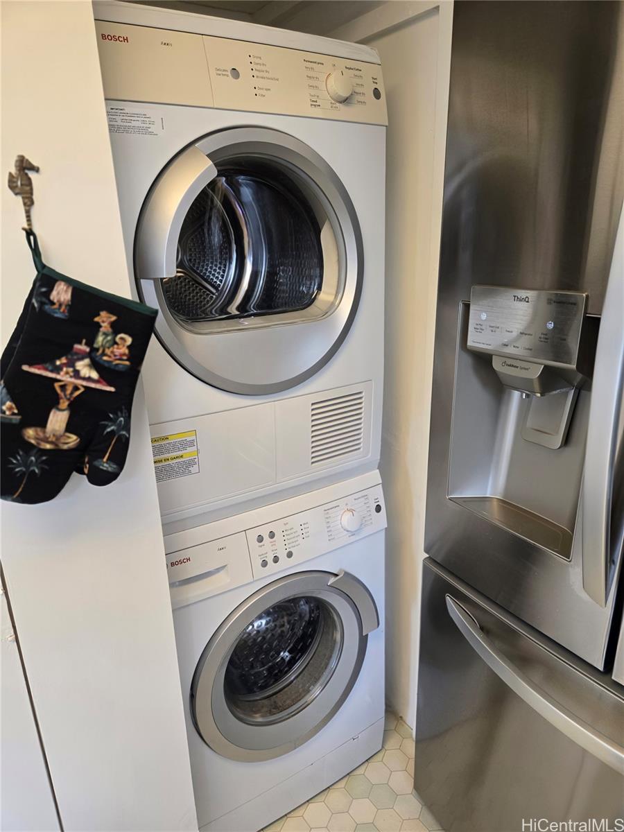 2969 Kalakaua Avenue  Unit 401