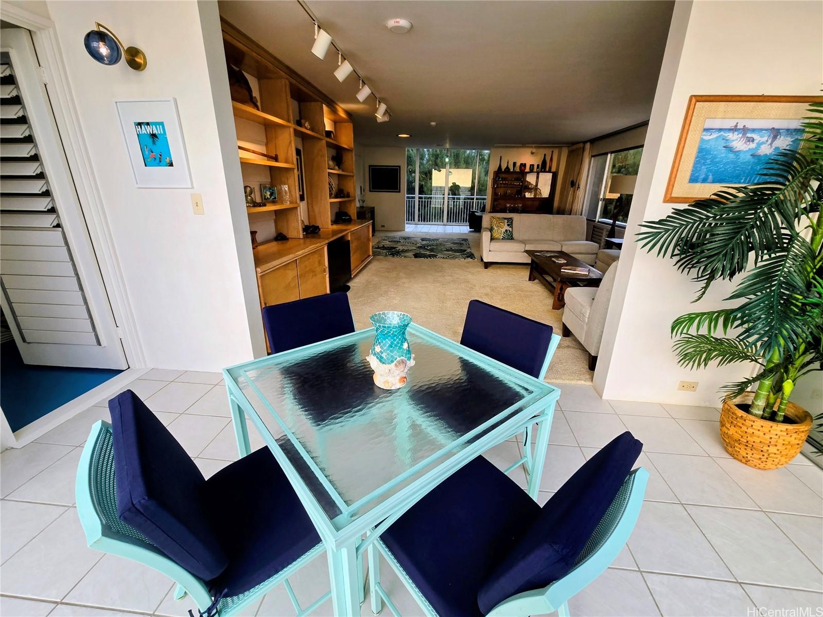 2969 Kalakaua Avenue  Unit 401