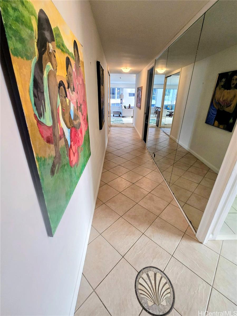 2969 Kalakaua Avenue  Unit 401
