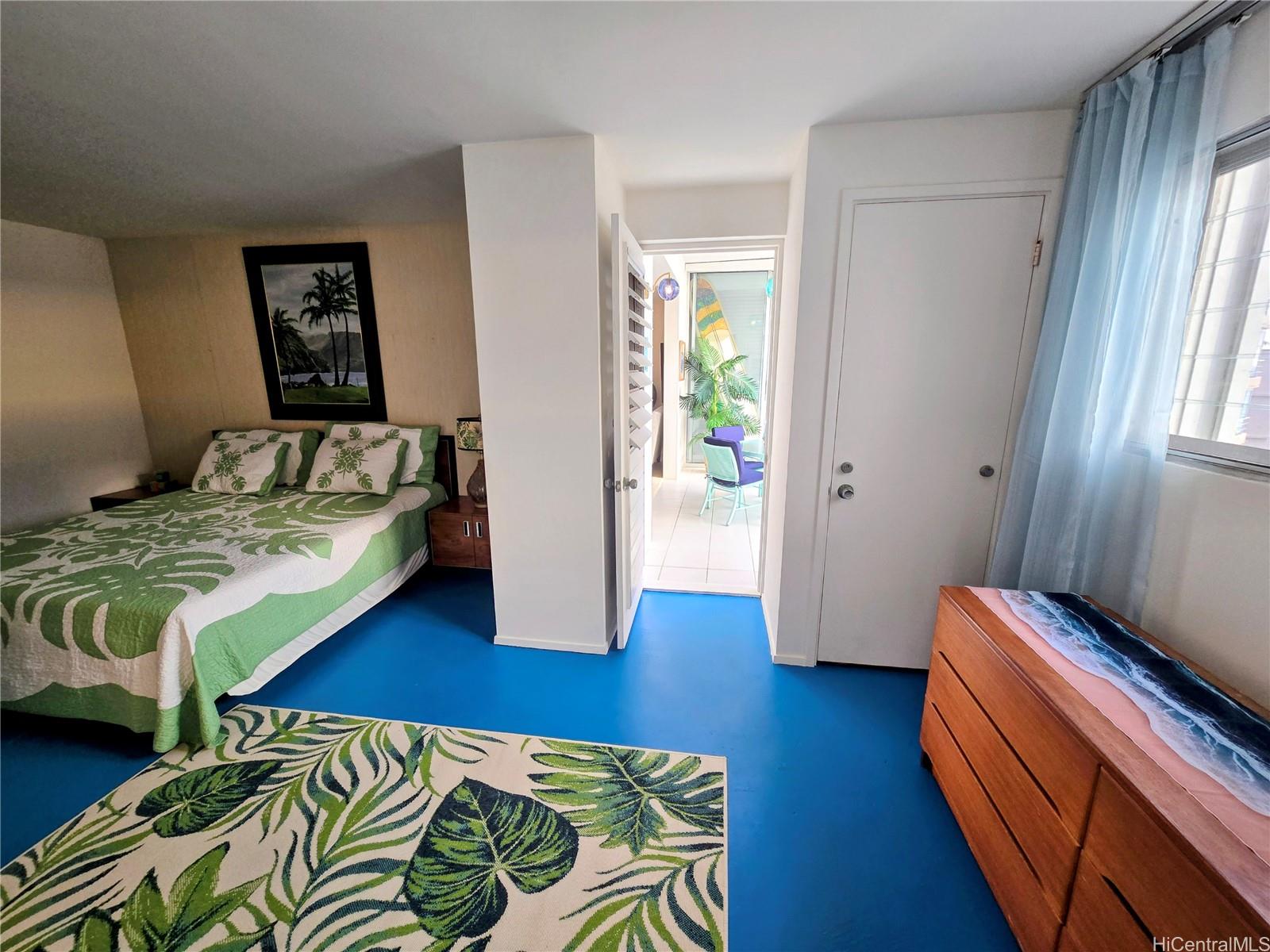 2969 Kalakaua Avenue  Unit 401