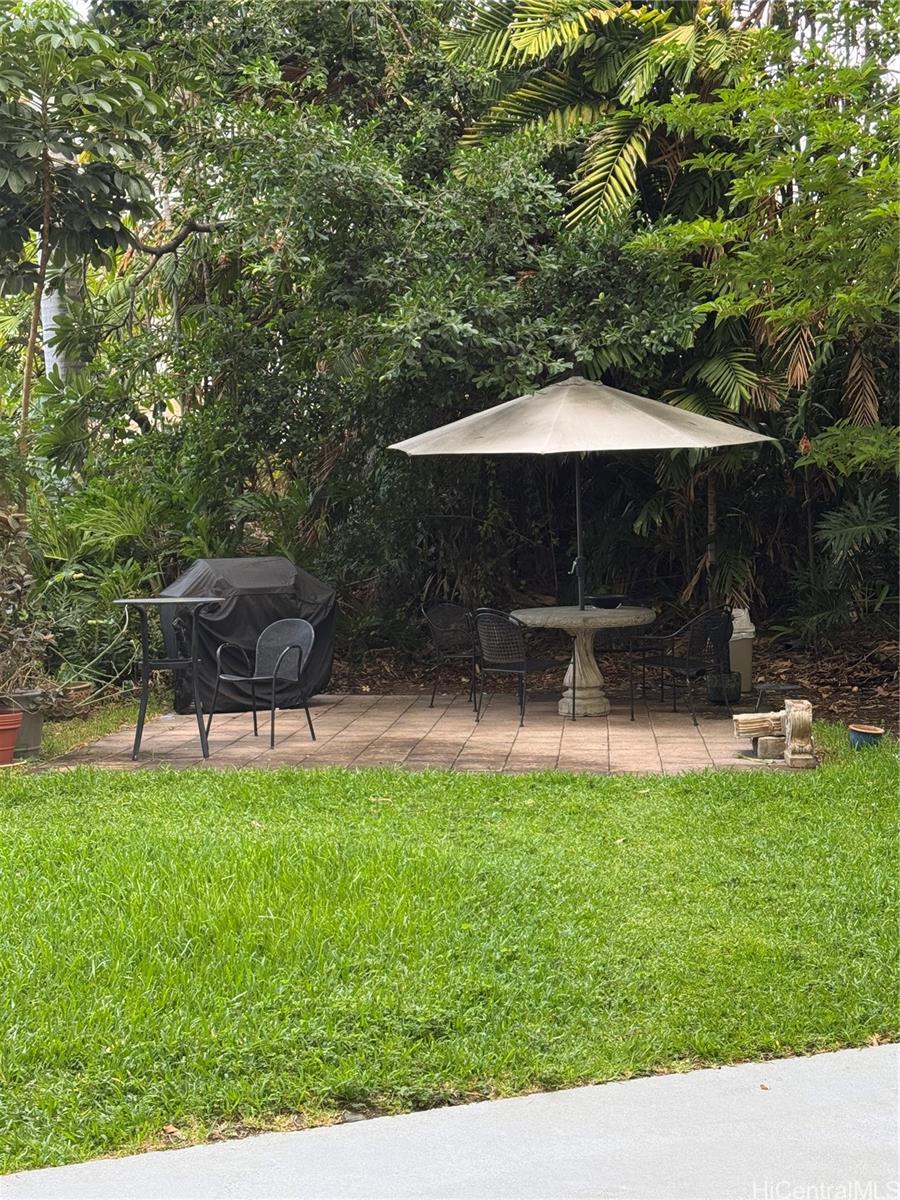 Photo 15 of 16