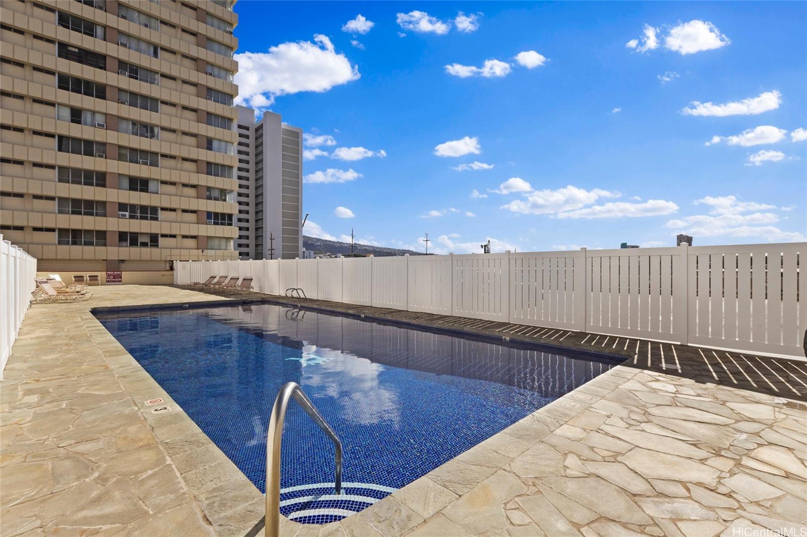 2525 Date Street  Unit 3203