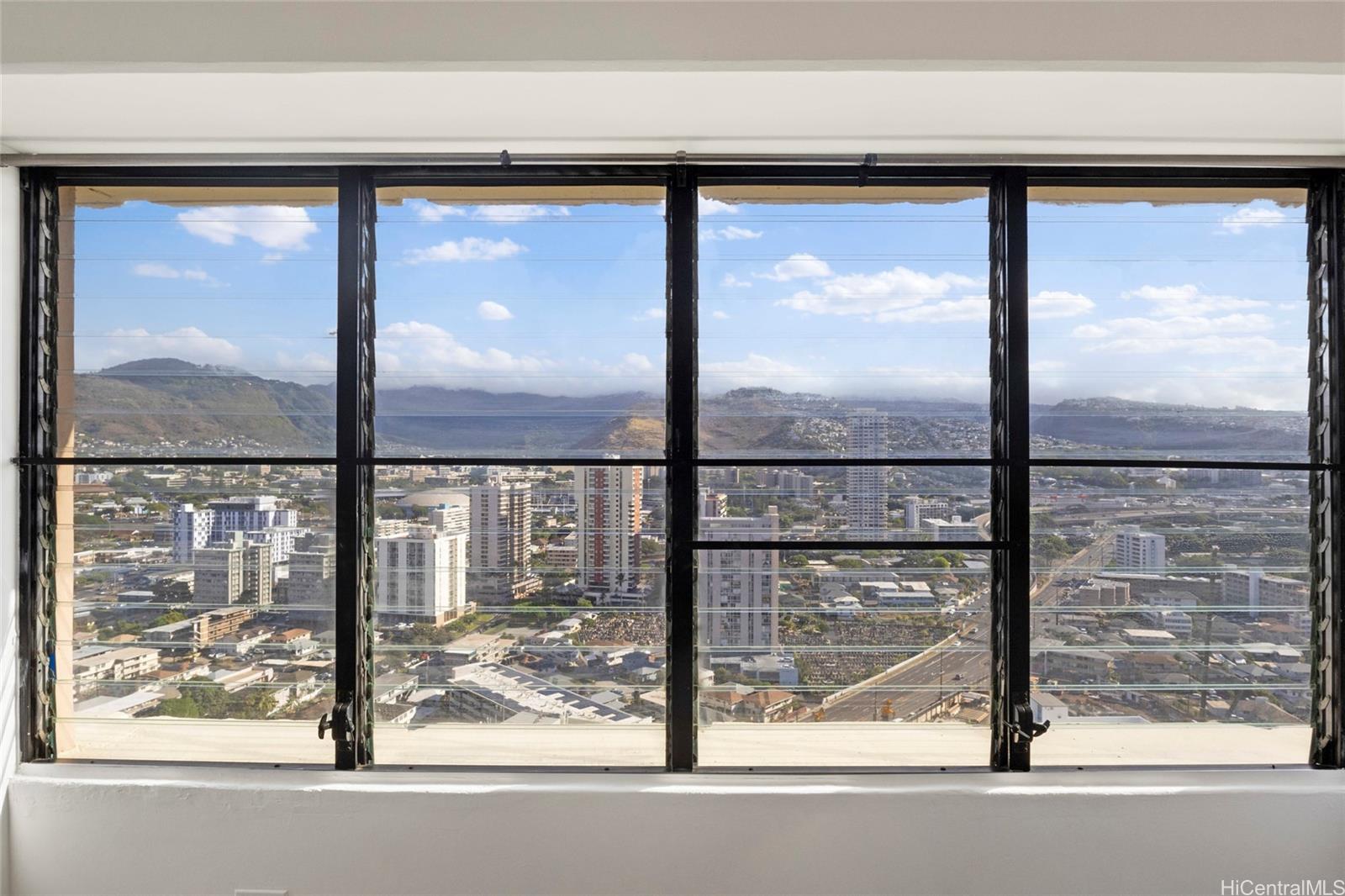2525 Date Street  Unit 3203