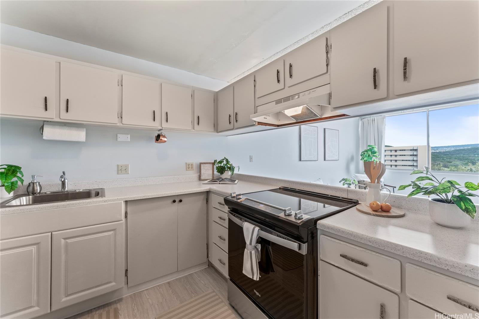 3045 Ala Napuaa Place 717