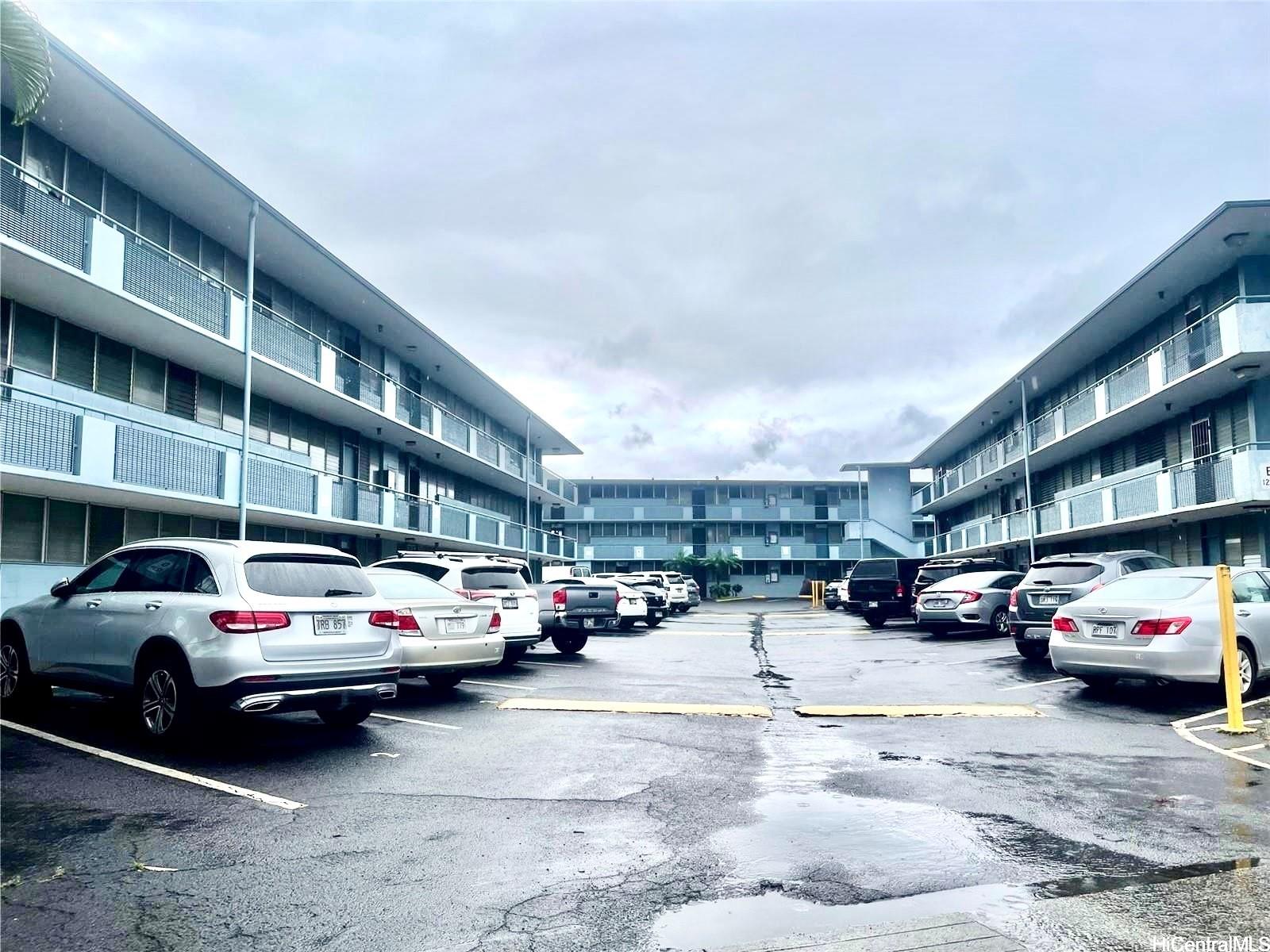 1209 Kokea Street F203