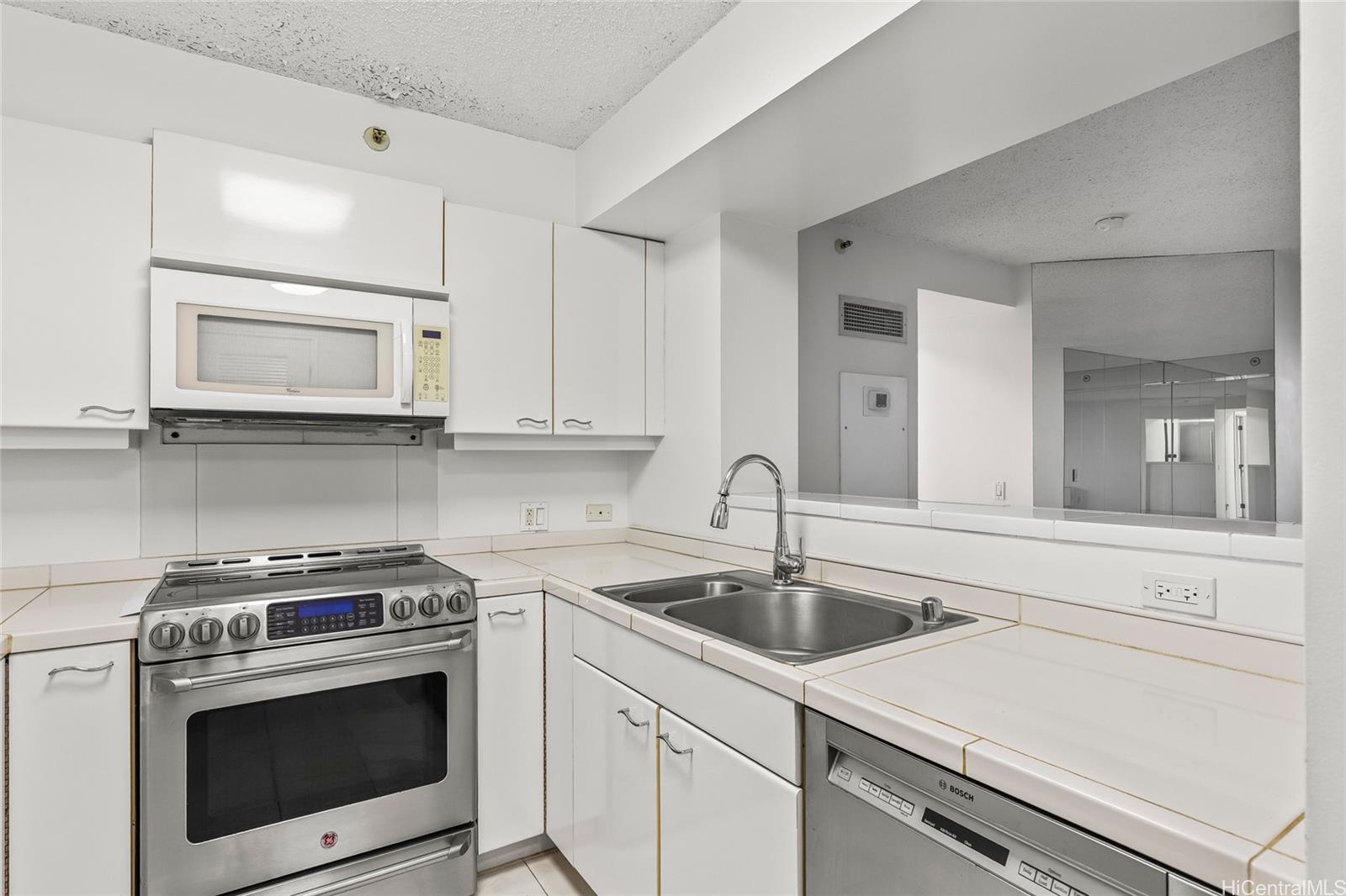 415 South Street  Unit 503