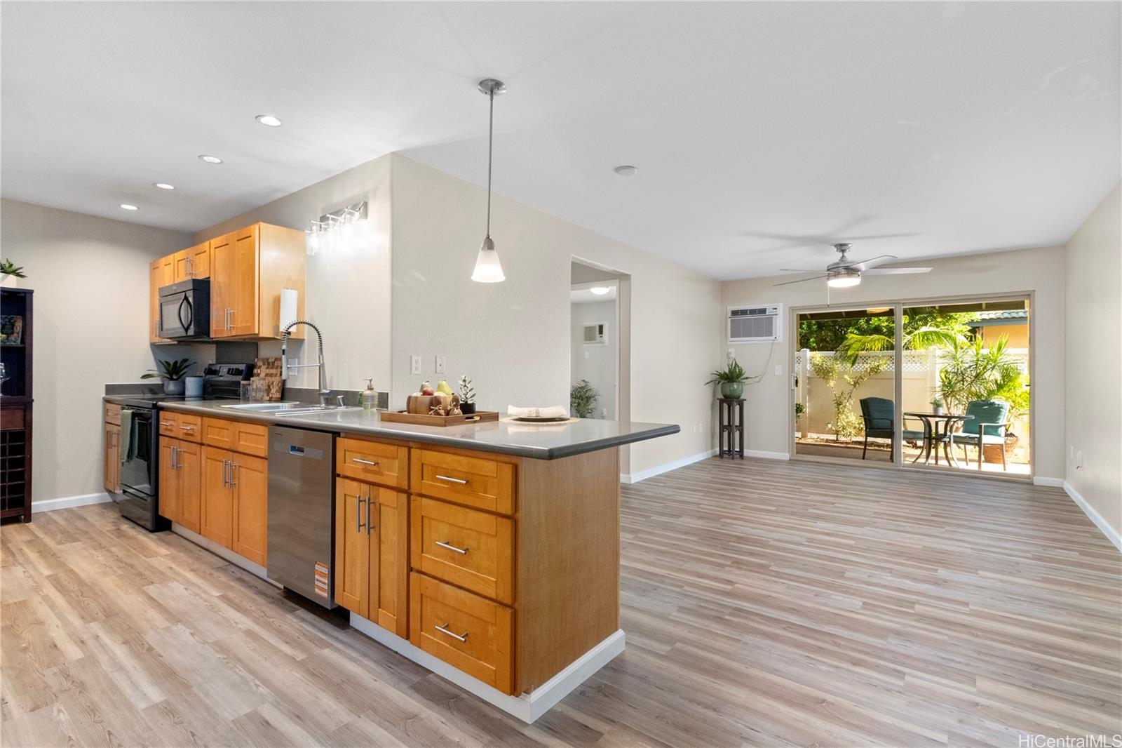 91-1191 Kaiau Avenue 1604