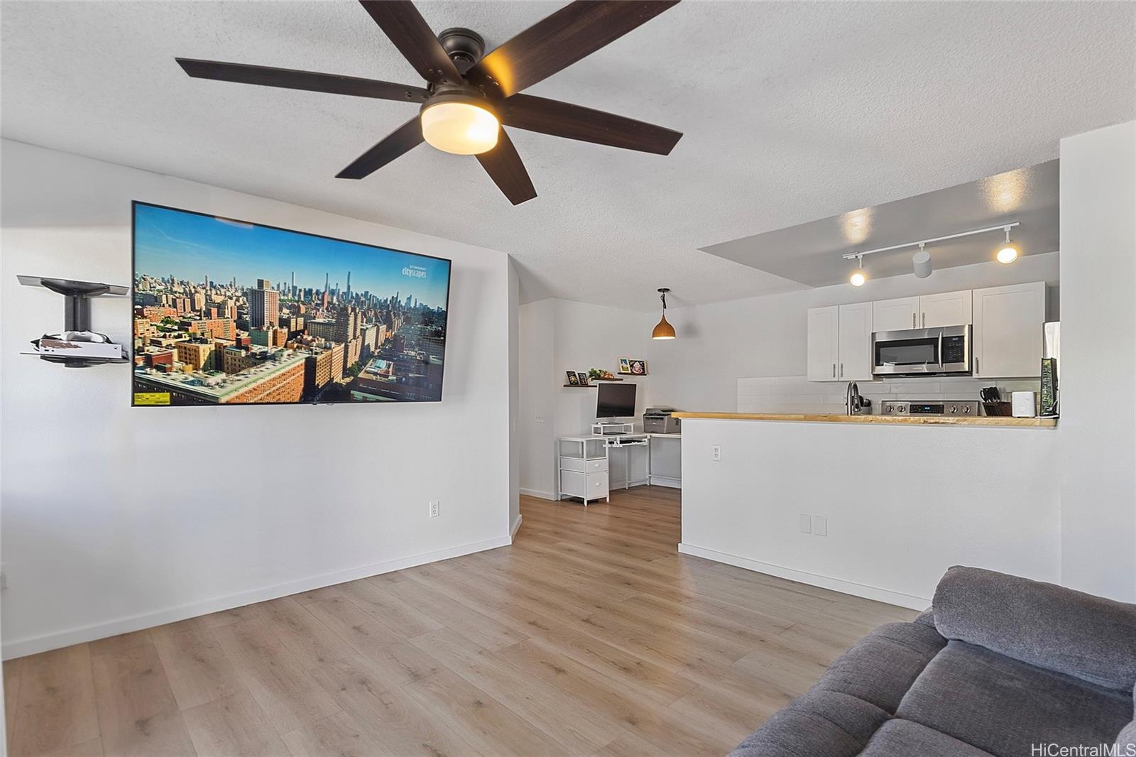 91-1209 Kaneana Street 7H