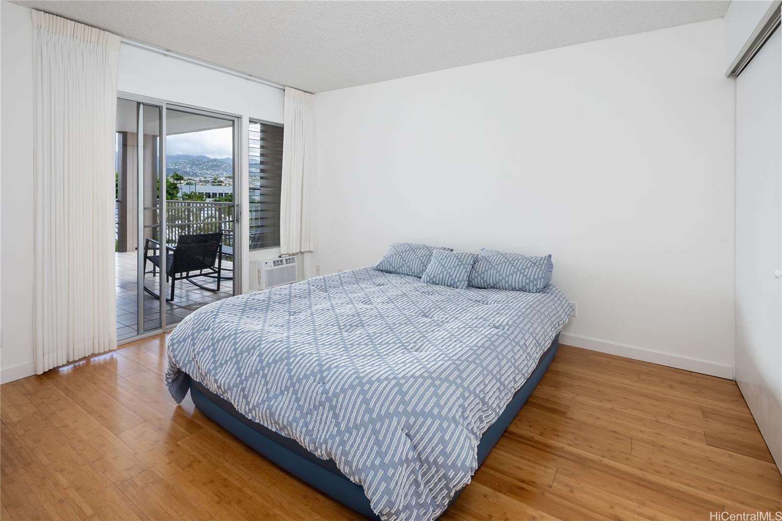 3721 Kanaina Avenue  Unit 305