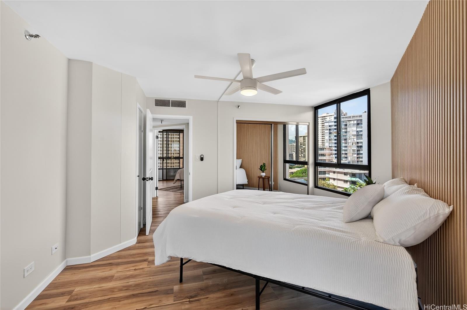 1050 Lunalilo Street  Unit 1006