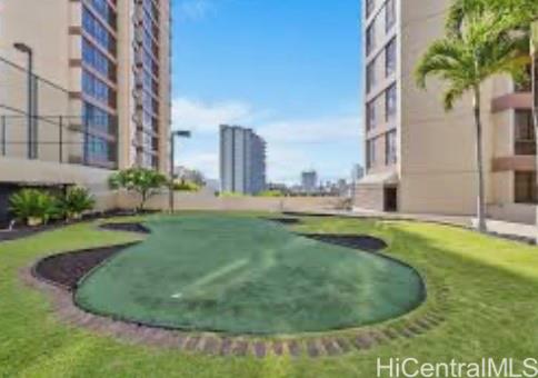 1050 Lunalilo Street  Unit 1006