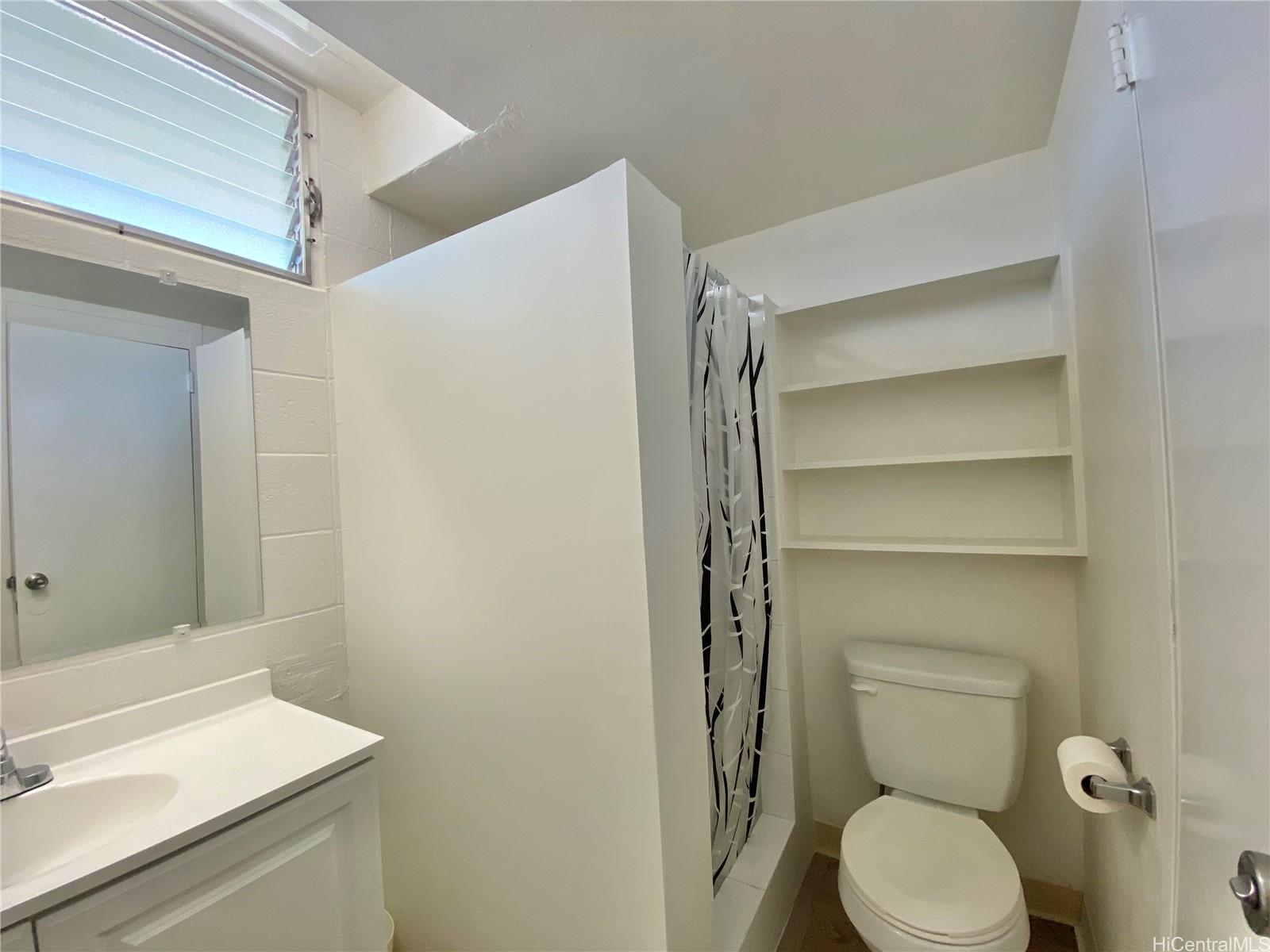 94-099 Waipahu Street  Unit B318