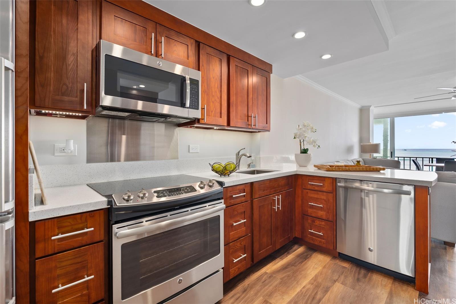 2999 Kalakaua Avenue  Unit 202