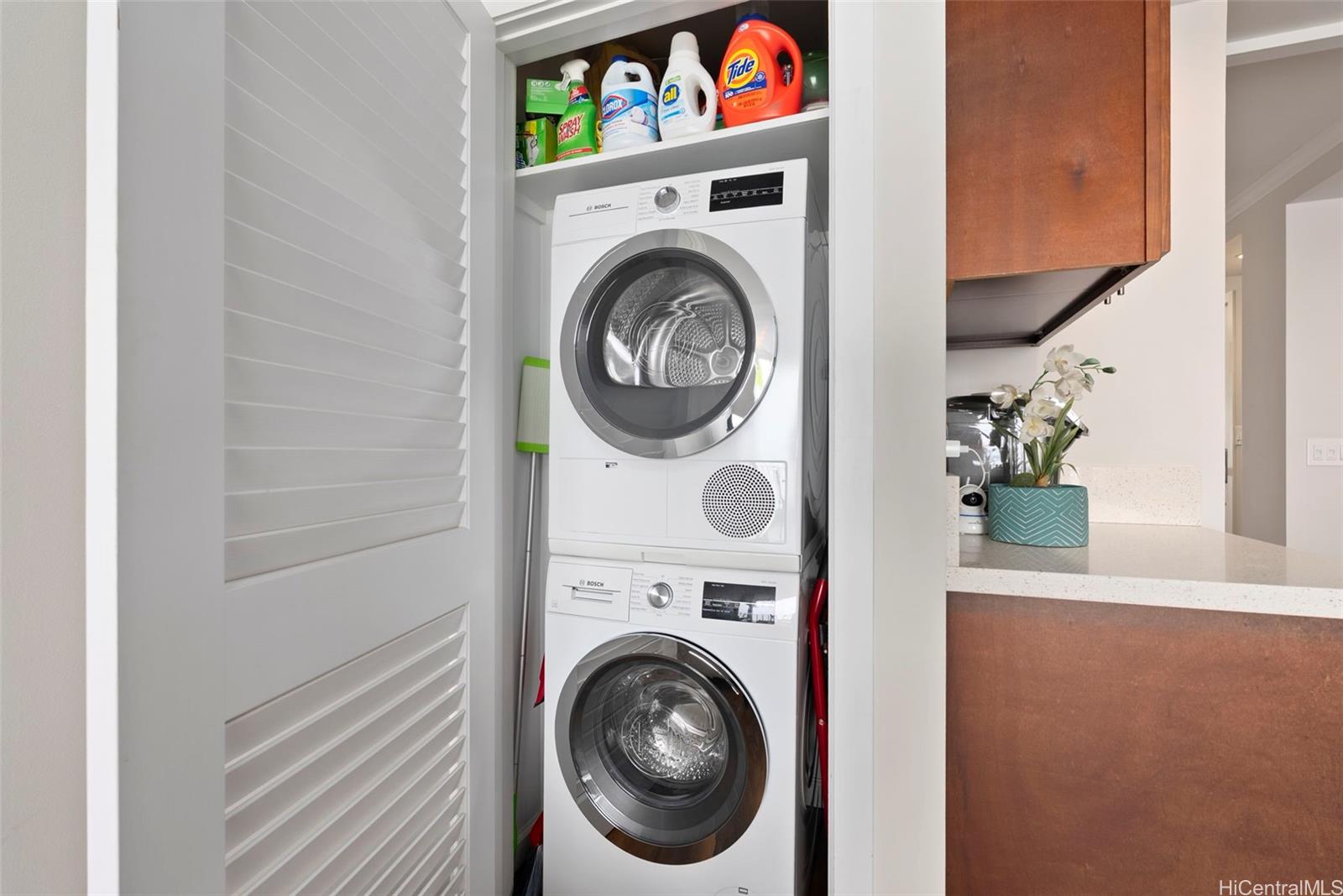 2999 Kalakaua Avenue  Unit 202